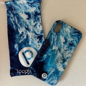 Loopy iPhone XR case water